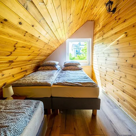 Zagroda * Jastrzębia Góra