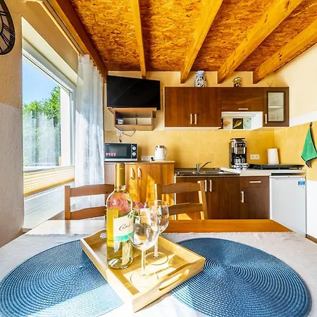 אכסניה Zagroda Jastrzębia Góra